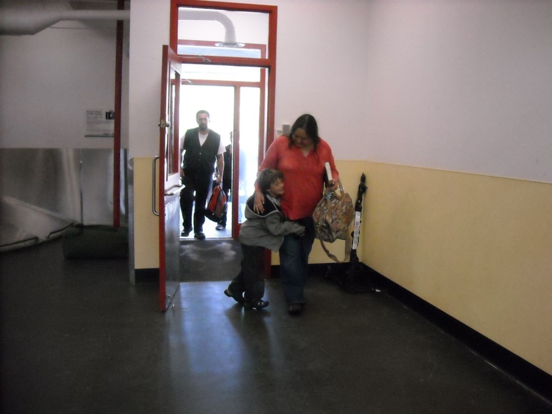 SP greets his Auntie.